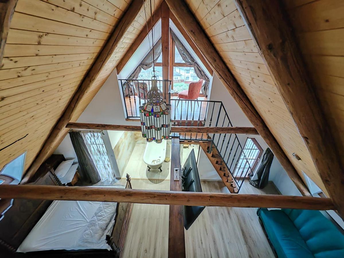 Casa Cu Magnolii Poienile Izei Exterior foto